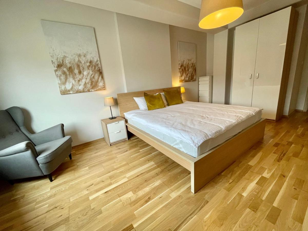 Boutique Apartments - Old Town 120M2 - Private Underground Parking - Vratislav Exteriér fotografie